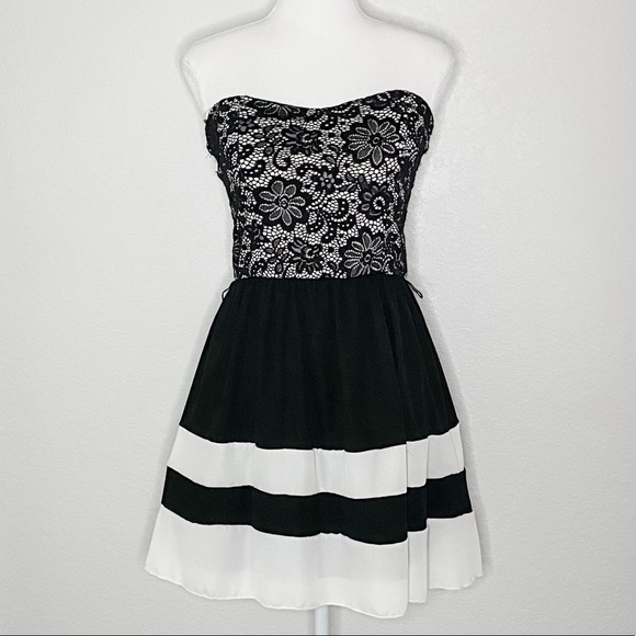 NWT Yabes Strapless Pullover Black Lace Top Dress - Picture 1 of 6